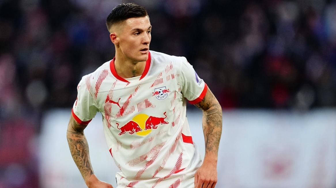 德甲新星21球6助攻！天才神锋8000万欧元身价 双雄争抢